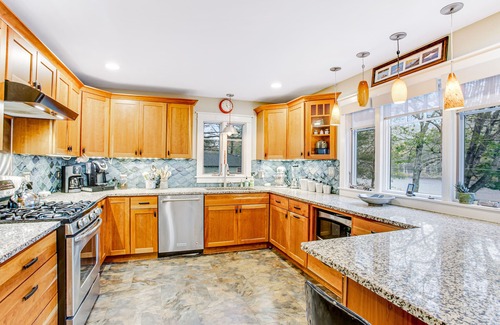 Chestertown Casa | Beautiful waterfront home with hot tub & firepit - right on the river's edge
