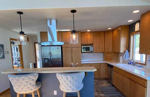 Agate Casa | Beautiful waterfront home on Puget Sound inlet