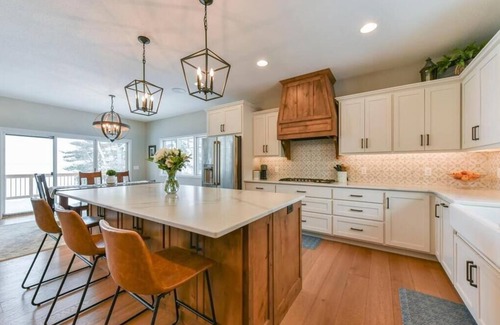 Brainerd Casa | Beautiful waterfront lake home on Round Lake - connected to Gull Lake Chain!