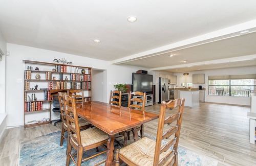 Lacombe Casa | Beautiful waterfront paradise with water access, pool, tennis court.