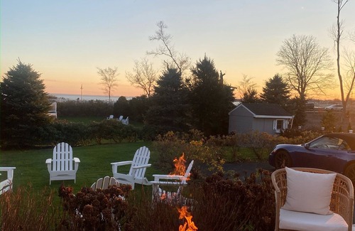 Fairfield Casa | Beautiful Waterfront home in the amazing Black Rock Area!