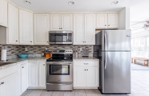 Deltaville Casa | Beautiful waterfront home w/ dock, fire-pit & deck