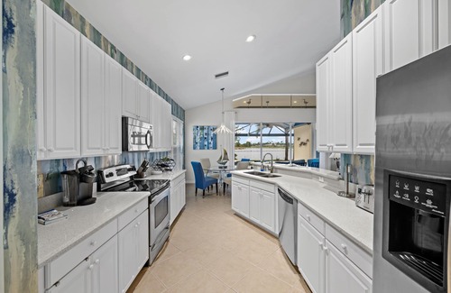 Fort Myers Casa | Beautiful Waterfront Golf House!