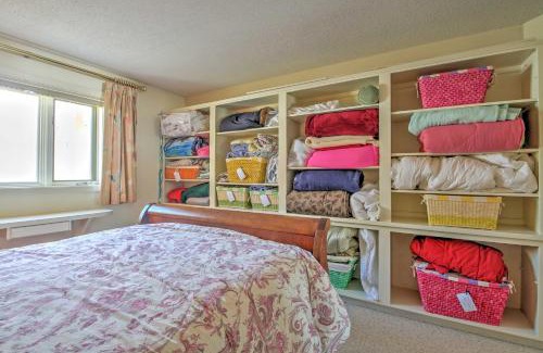 Jackson Casa | Beautiful Wentworth Golf Club Condo Balcony and AandC