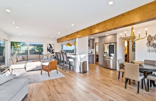 Thousand Oaks Casa | Beautiful Westlake Village Pool Home