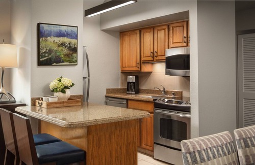 Highland Meadows Complejo | Beautiful West Vail StreamSide Retreat + Premium Amenities, 1-Bedroom Condo