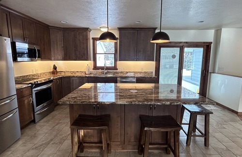 Upper Rattlesnake Casa | Beautiful Winter Wonderland