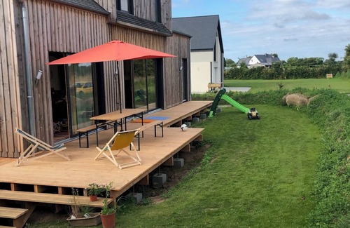 Trevou-Treguignec Casa | Beautiful wooden house 1 km from the coast