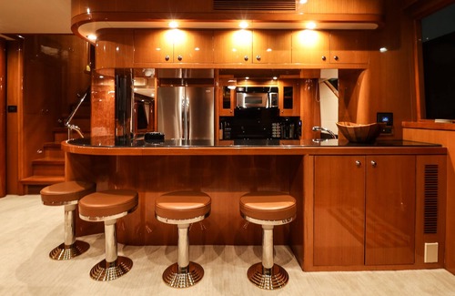 Talahi Island Alquiler De Eote | Beautiful Yacht in Savannah Georgia