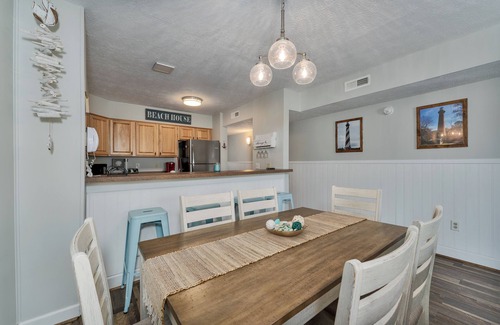 Ocean Sands Condominio | Beautifully appointed Corolla condo with direct beach access!