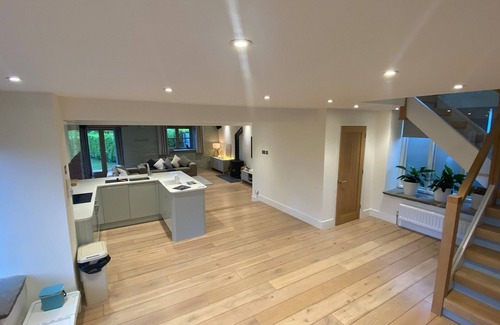 Llanfihangel Tal-y-llyn Casa | Beautifully appointed property at the foot of the Black Mountains.