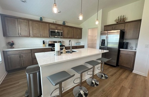 Okahumpka Casa | Beautifully Decorated Lake Denham 3 bed 2 bath house in The Villages