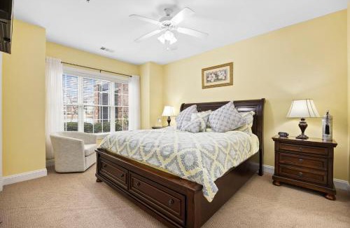 Central Myrtle Beach Apartamento | Beautifully Decorated 3 BR,2 Bath Condo, First floor wth Walk in Shower! Located in Golf Community
