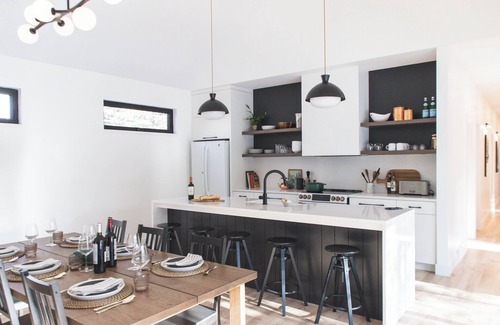 Victoria Beach Cabaña | Beautifully Designed 4 Season The New Casa Noir