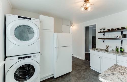 St. Paul Casa | Beautifully Designed & Cozy Home All to Yourself