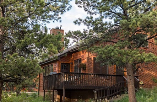 Aspen Brook Cabina | Una lujosa y cómoda cabaña de montaña: a pocos pasos del río Big Thompson