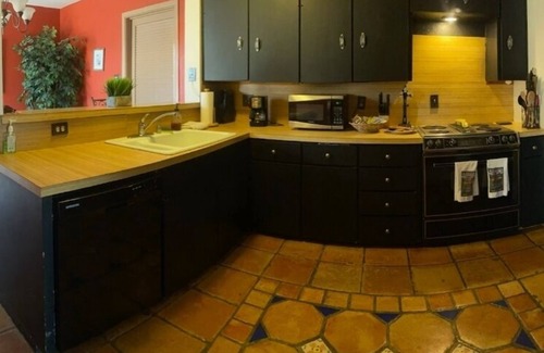 Midland Casa | Beautifully furnished and equipped 3 bed 2 bath home in a great neighborhood