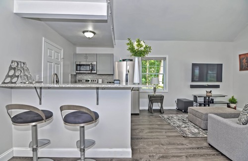 Andover Casa | Retiro privado bellamente amueblado en Andover!