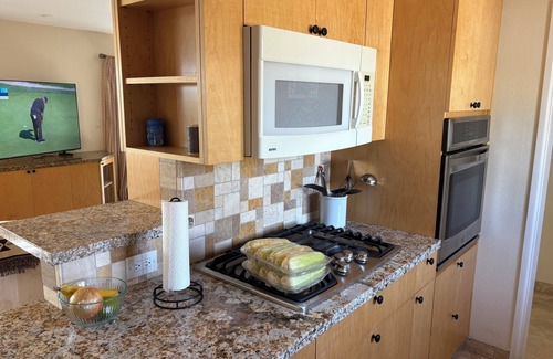 Clairemont Casa | Beautifully landscaped 3-BR/2BA house. centrally located/beaches,downtown+more