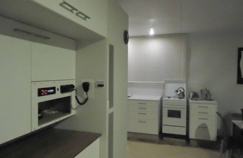Ta'anea Casa | Bellamente ubicado agua de casa de vacaciones del Pacífico justo en la puerta principal