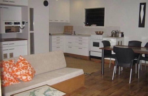 Ta'anea Casa | Bellamente ubicado agua de casa de vacaciones del Pacífico justo en la puerta principal