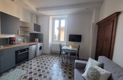 Erbalunga Apartamento | Beautifully located studio in the heart of the village, renovated