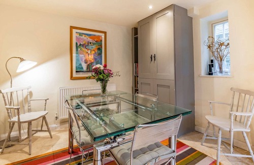 Ablington Cabaña | Beautifully presented three bedroom Cotswold holiday cottage in the Cotswolds - Old Farm Cottage