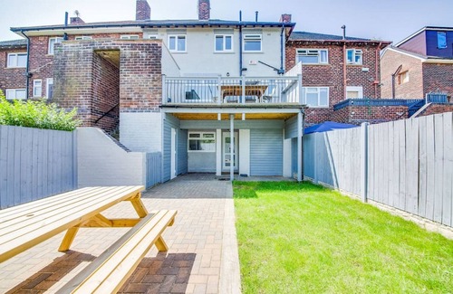 Sheffield Casa | Beautifully Presented & Spacious 6 Bed House