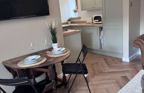 Nairn Casa | Beautifully presented Cottage by the beach