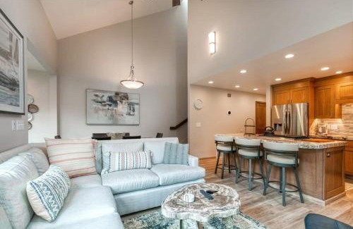 North Park City Casa | Beautifully Remodeled 3BR near Golf and Ski Resort