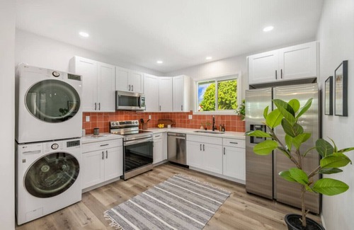 Wahiawa Casa | Beautifully Remodeled 3/2 space in Wahiawa Heights