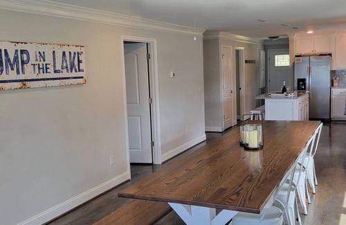 Semora Casa | Beautifully Remodeled Lake House w/ Plunge Pool!