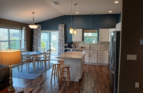 Buttonwood Casa | Beautifully Renovated k2B/2B home The Villages Florida w/gas golf cart included