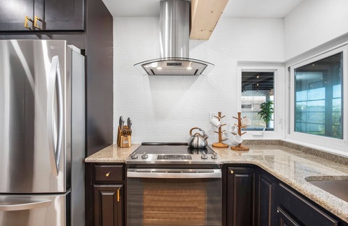 Venetian Way Casa | Beautifully renovated pool home - walking distance to the beach