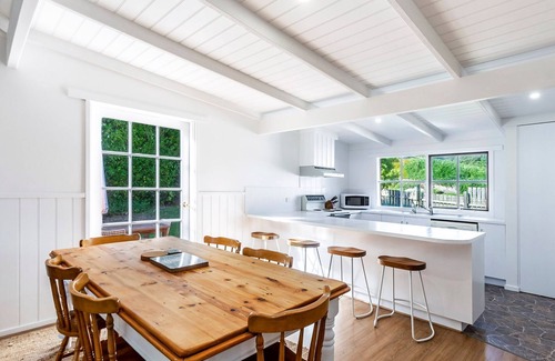 Port Fairy Casa | Beautifully renovated cottage provides the perfect beach retreat