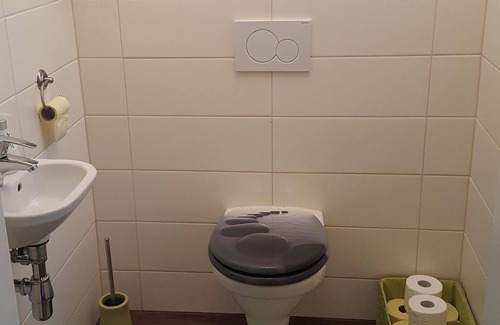 Eggern Casa | Bellamente renovado y recién amueblado casa de 2 a 6 personas