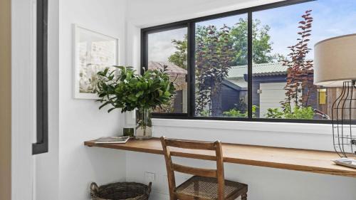 Carrington Casa | Beautifully Renovated Period Property Walking Distance To Cbd