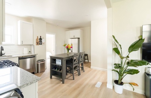Tremont Casa | Beautifully renovated 2BR/1BA home in the heart of Tremont