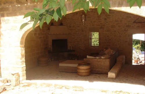 Aigues-Vives Casa | Hermosa Maison de Vigneron con piscina e impresionantes vistas en el centro del pueblo.