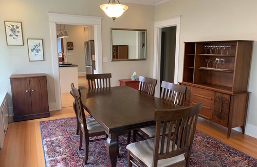 Ballard Casa | Beautifully restored 1909 home 5bedroom/2bath perfect walkable Ballard location!