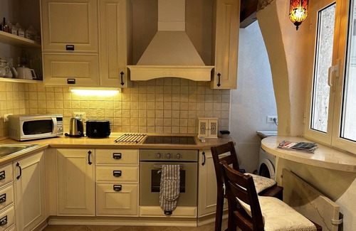 Pile Casa | Beautifully Restored 400-year Old House with Stunning Sea Views from the Terrace