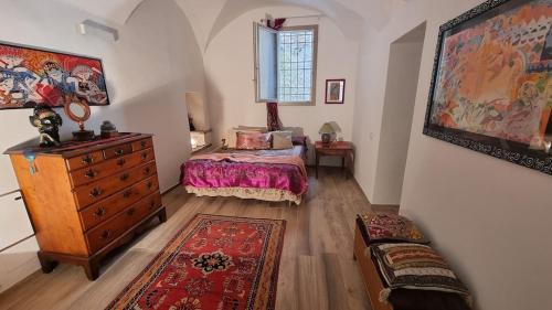 Dolcedo Apartamento | Beautifully restored romantic apartment in the centre of historic Dolcedo