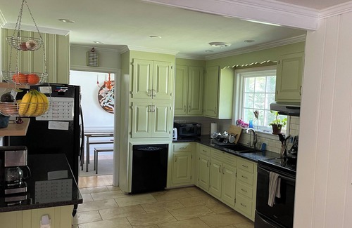 North Chesterfield Casa | Beautifully Updated Forest Hill Rancher- Whole House