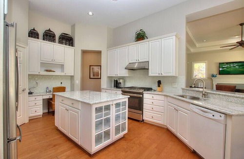 Heritage Woods Casa | Beautifully Decorated Beach Home in Sea Pines w/ Private Pool/Spa, Walk to Beach