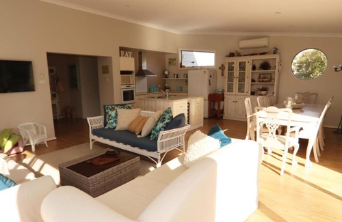 Berrara Casa | Beauty and the Beach