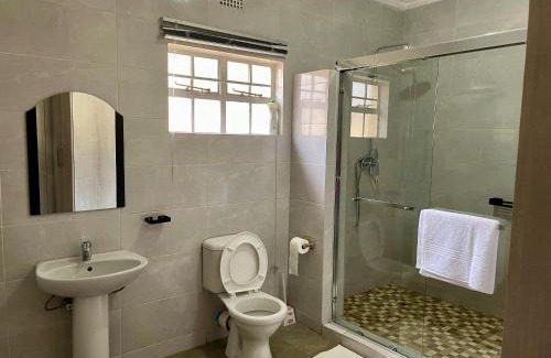 Lilongwe Apartamento | Beauty Blender Homes - The Mustard House