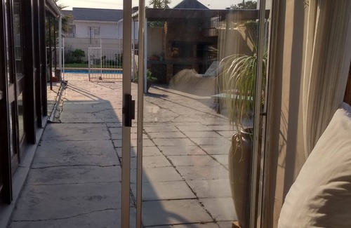 Cape Town Cabaña | Beauty, Location & Loads of Space...the perfect base from which to explore!