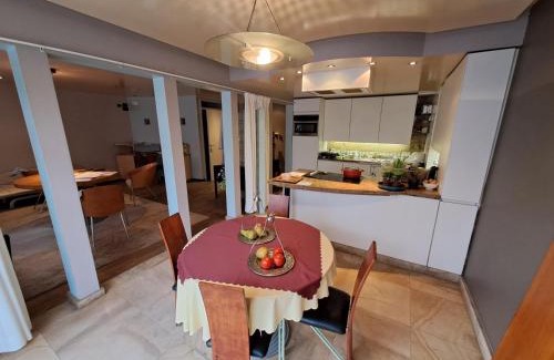 Gullegem Cama Y Desayuno | BeautyD Triple Room with double bed and 1 folding bed