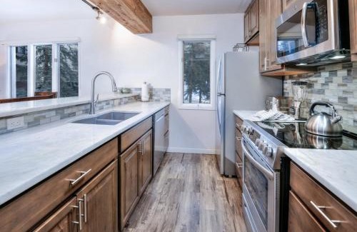 Beaver Creek Casa | Beaver Creek Townsend Getaway - Ski-In Ski-Out