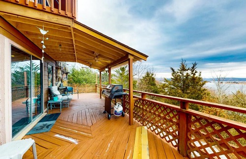 Eureka Springs Casa | Beaver Lake Retreat